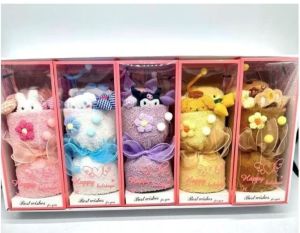 Λούτρινα Μπουκέτα Δώρου Sanrio σετ των 5 (Kuromi, Cinnamoroll & Παρέα)